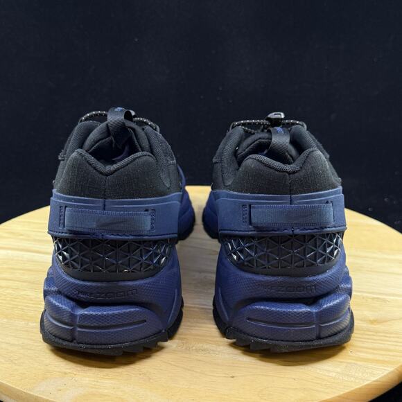 Nike Zoom Vomero Roam Size 10.5W/ 9M HQ2181-400 Midnight Navy/Black Sneakers main image 5